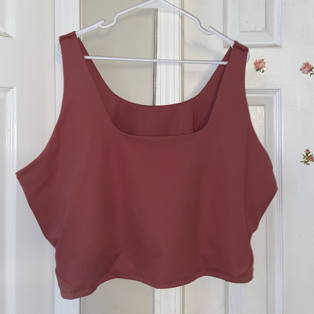 Sports Bra w/ built in bra!